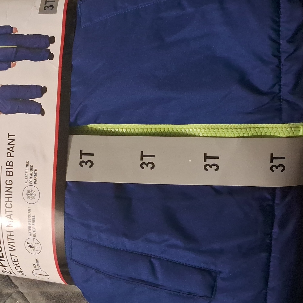 Spyder Kids' Snowsuit in Blue and Green/Size::3T-Super Cute๐๐ FIRM!!! - Picture 5 of 12